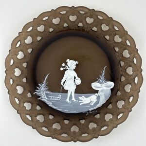 Westmoreland‎ Mary Gregory Girl Skating 8.5" Brown Mist Glass Plate 1978 Signed